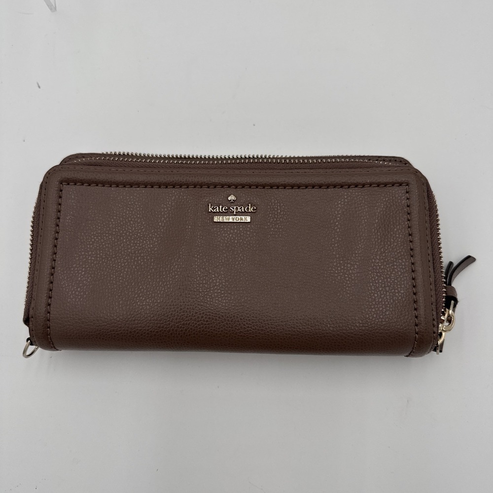Pre-owned S362 Kate Spade Staci‎ Saffiano Leather Large Carryall  Wallet